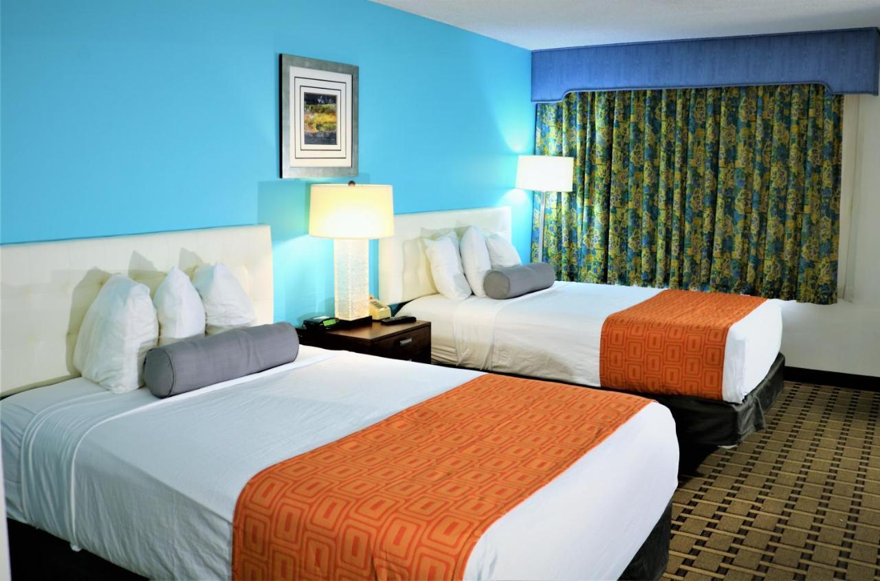 Howard Johnson By Wyndham Lake Front Park Кисими Екстериор снимка