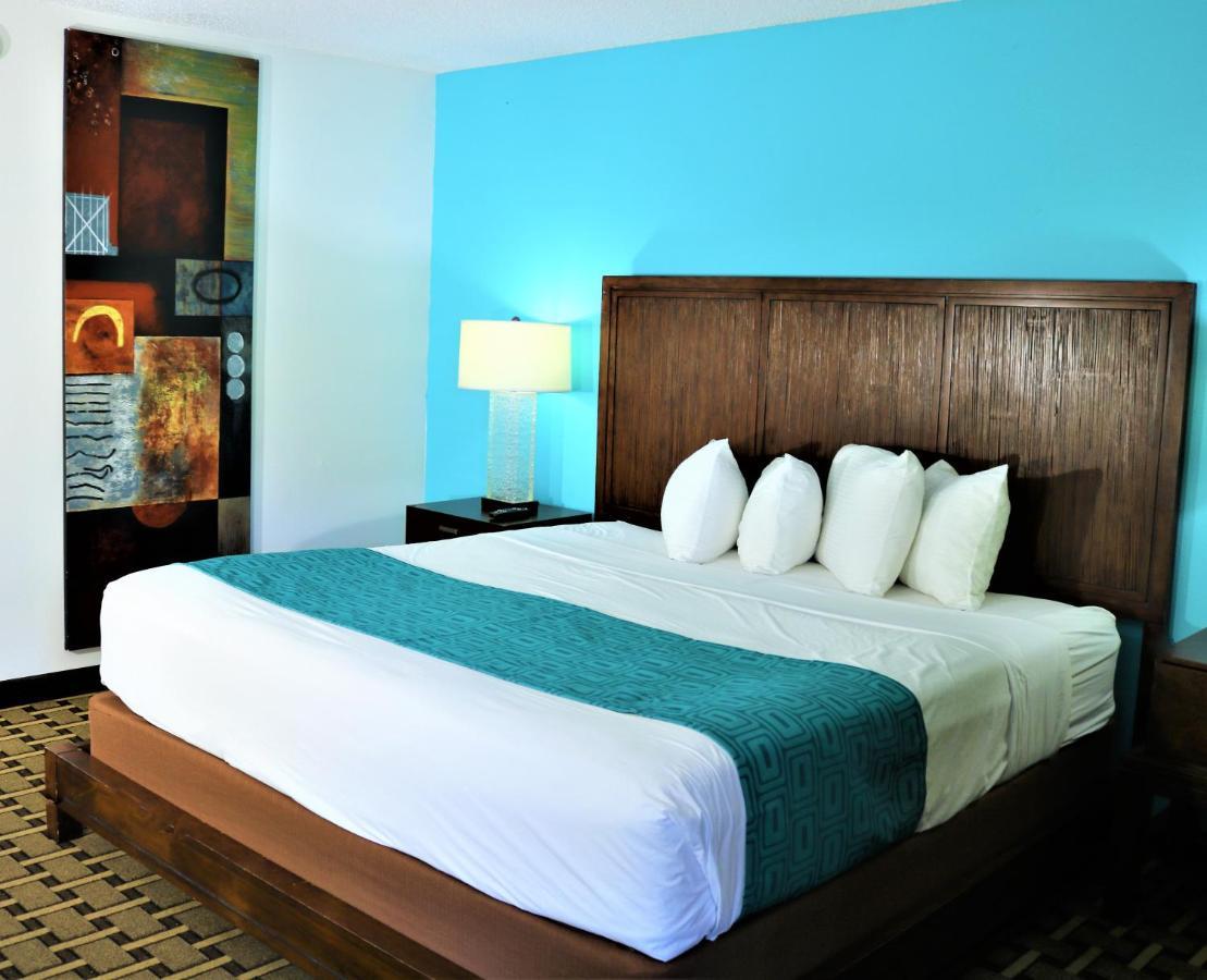 Howard Johnson By Wyndham Lake Front Park Кисими Екстериор снимка