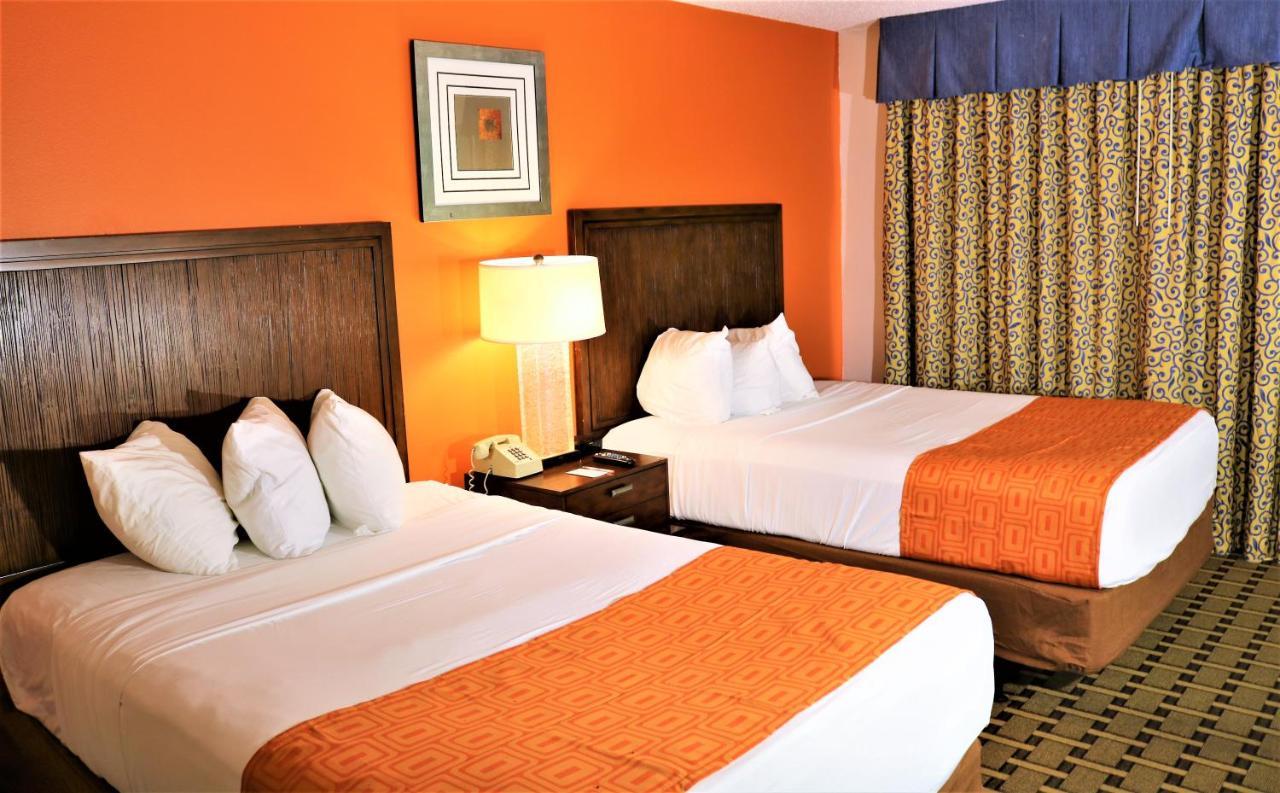 Howard Johnson By Wyndham Lake Front Park Кисими Екстериор снимка